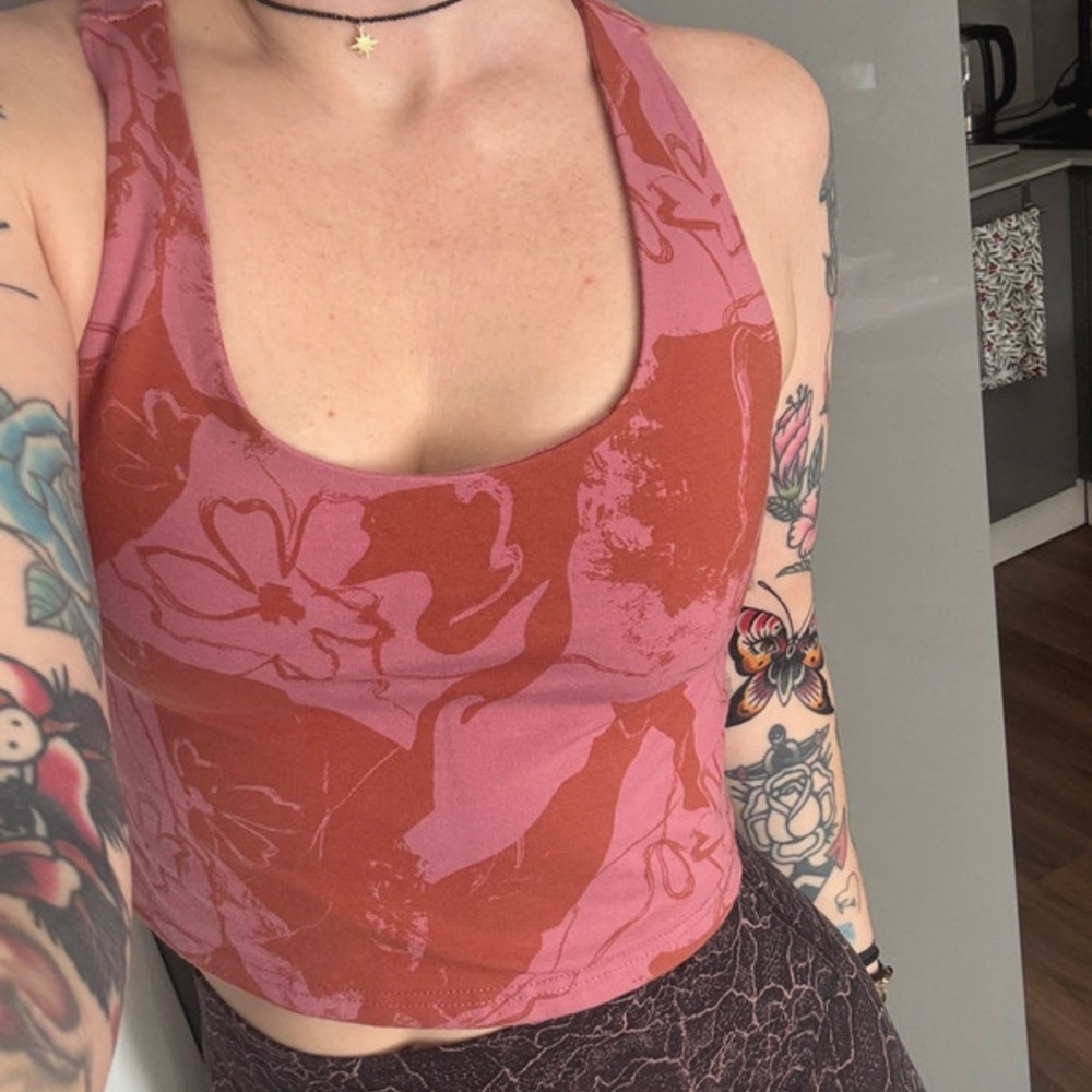 Pact Floral Crop Top in Pink and Red yoga gym organic cotton